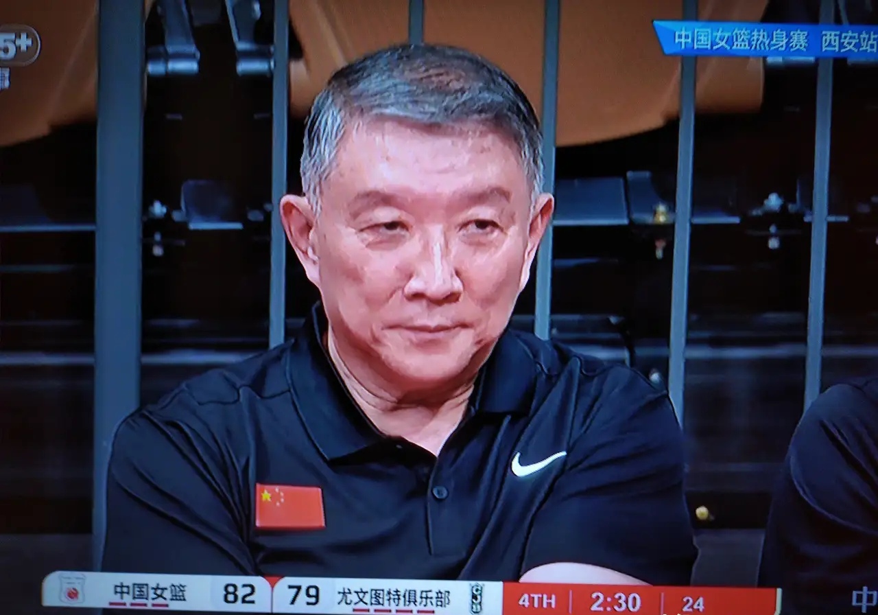 主教练战术变化巧妙，球队状态大幅提升